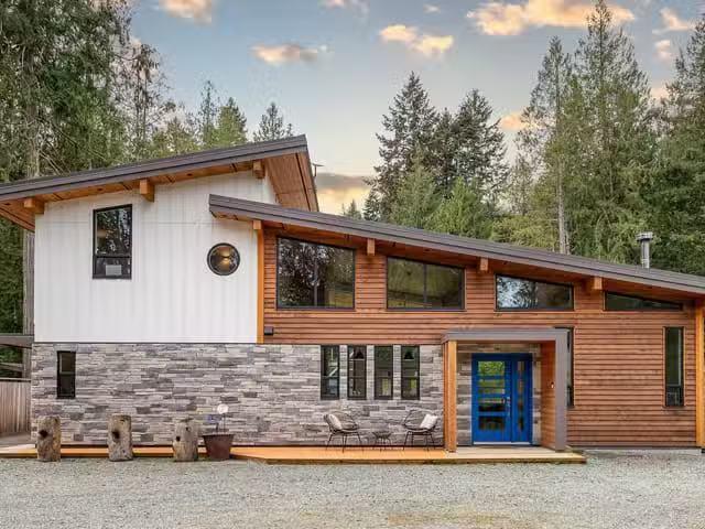 House for sale in Mayne Island, Islands Van. & Gulf, 528 Aya R.