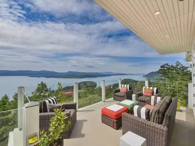 House for sale in Mayne Island, Islands Van. & Gulf, 356 East.