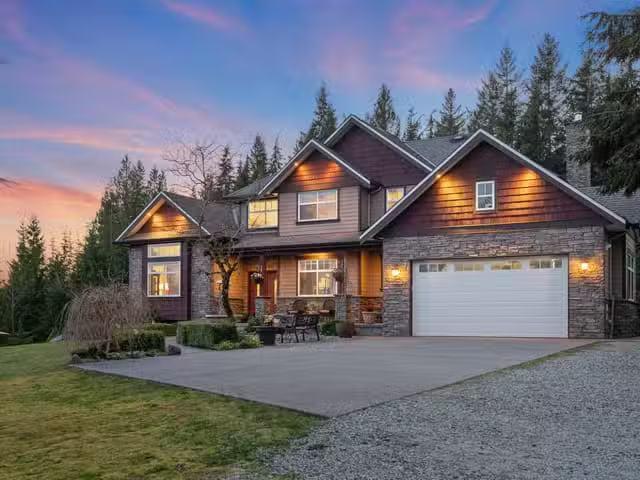 House for sale in Mission, Mission, 12483 Powell Street, 26314.