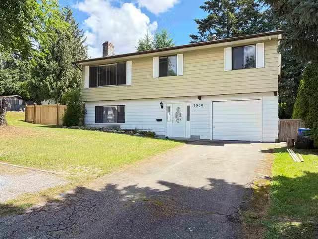 House for sale in Mission, Mission, 7900 Fulmar Street, 263154.