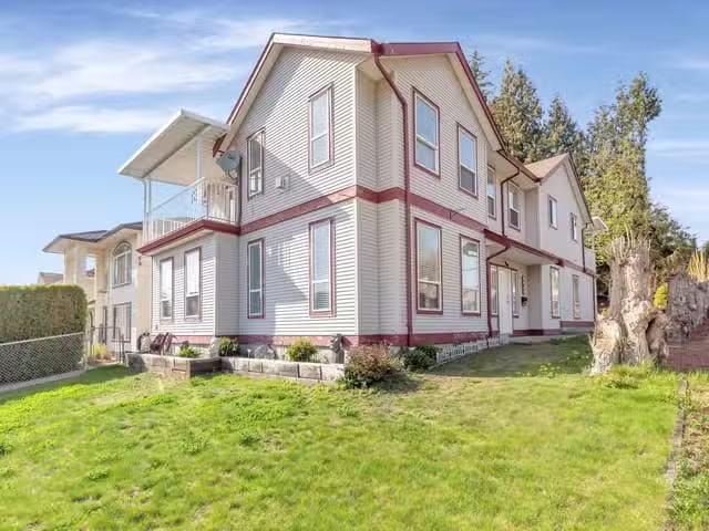 House for sale in Mission, Mission, 8067 Cedar Street, 263132224
