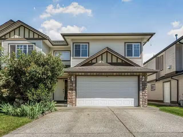 House for sale in Mission, Mission, 8530 Fennell Street, 26314.