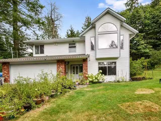 House for sale in Mission, Mission, 8928 Hammond Street, 26312.