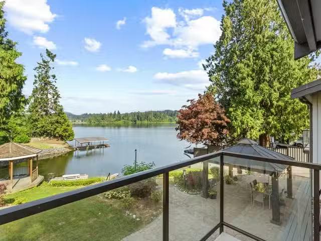 House for sale in Mission, Mission, 9233 Hayward Street, 26313.