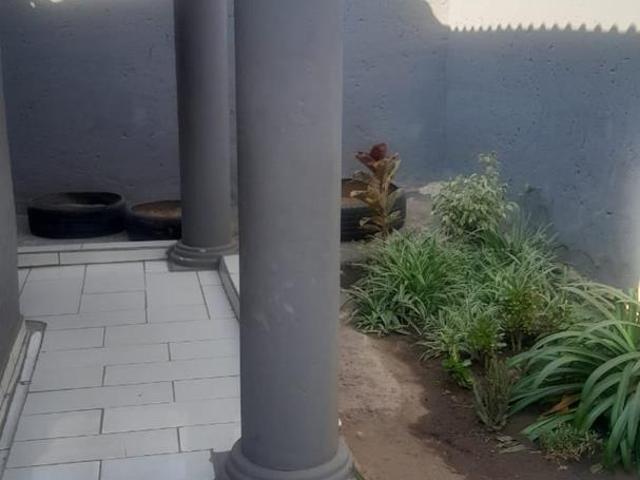 House For Sale in Molapo