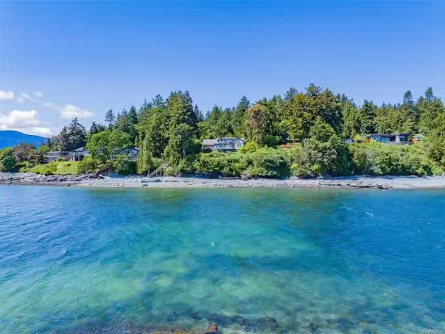 House for sale in Nanaimo, Hammond Bay, 3399 Stephenson Point.