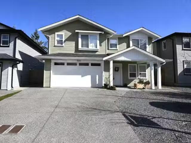 House for sale in Nanaimo, 1656 Roberta S Rd, 1037339