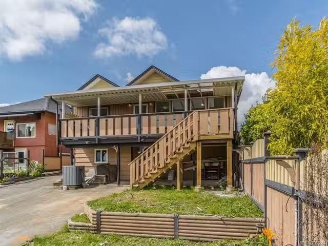 House for sale in Nanaimo, 18 Gillespie S St, 1032224