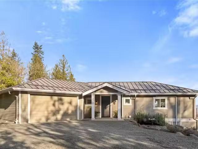 House for sale in Nanaimo, 2580 Ingram E Rd, 1039718