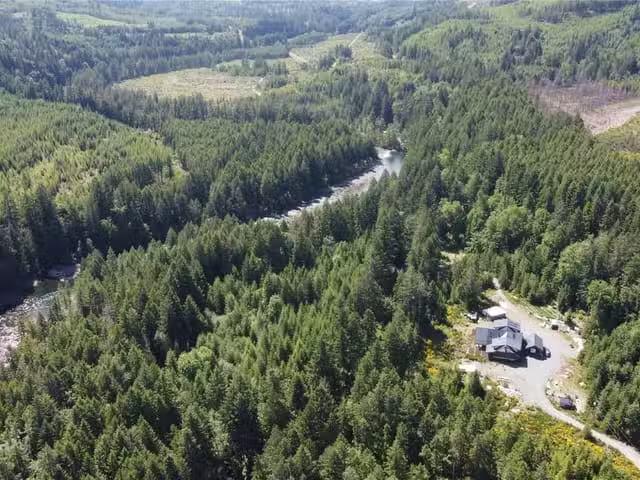 House for sale in Nanaimo, 2745 Nanaimo River Rd, 1038816