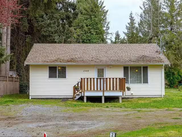 House for sale in Nanaimo, 2168 Yellow Point Rd, 1032385