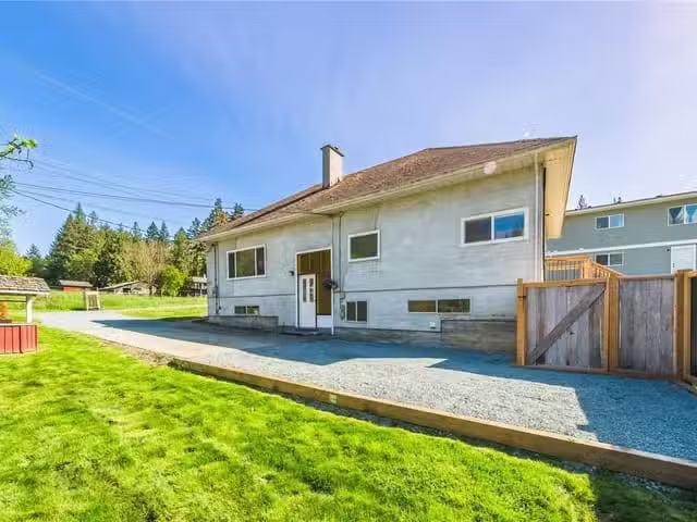 House for sale in Nanaimo, 2263 part Ave, 1033696