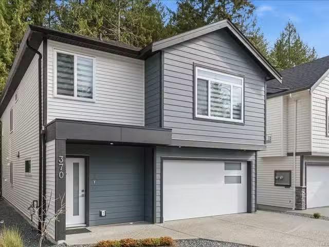 House for sale in Nanaimo, 370 Avaani Way, 1033536