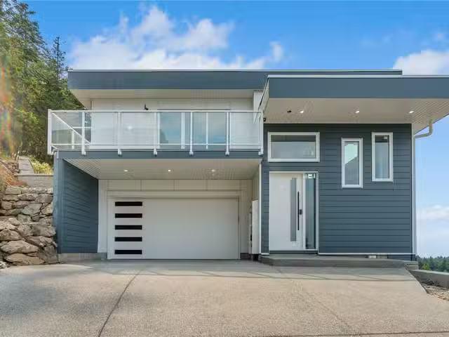 House for sale in Nanaimo, 3875 Gulfview Dr, 1036839