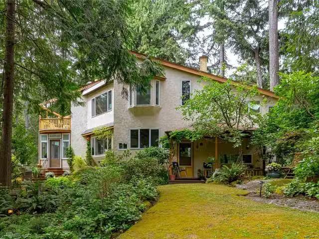 House for sale in Nanaimo, 3293 Mc Guire Way, 1037458