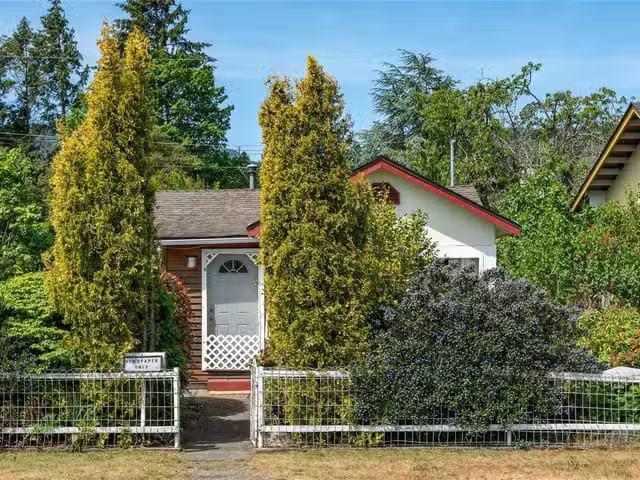 House for sale in Nanaimo, 479 Hillcrest Ave, 1039097