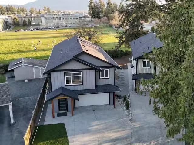 House for sale in Nanaimo, 416 Diamond Blvd, 1031423