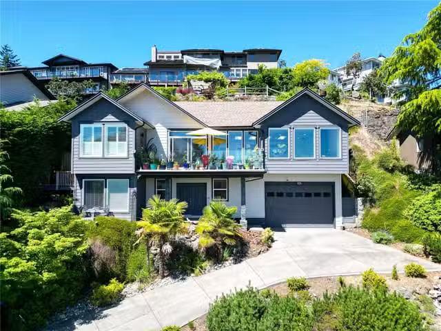 House for sale in Nanaimo, 570 Cumberland Pl, 1030781