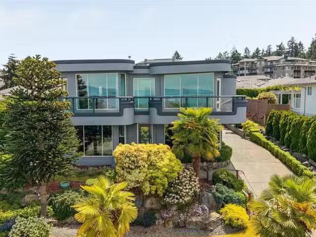 House for sale in Nanaimo, 6577 Groveland Dr, 1036992