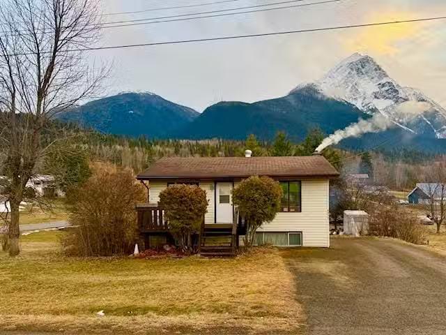 House for sale in New Hazelton, Hazelton & Hwy 37, 4372 12th A.
