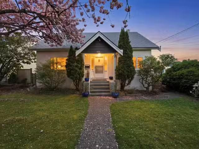 House for sale in New Westminster, New Westminster, 107 Sevent.