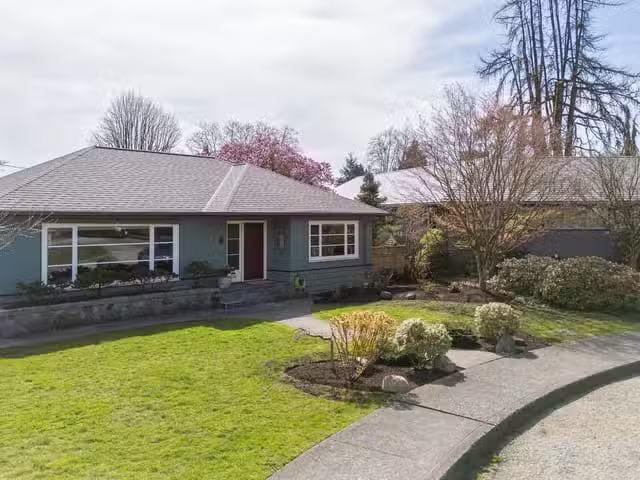 House for sale in New Westminster, New Westminster, 106 Colleg.