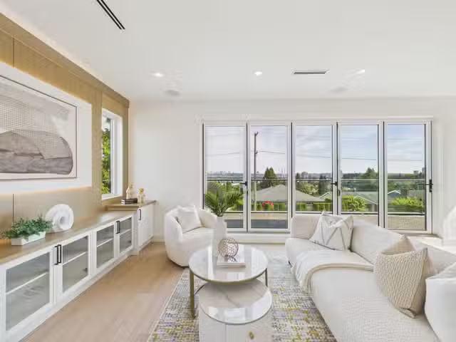 House for sale in New Westminster, New Westminster, 217 E Eigh.