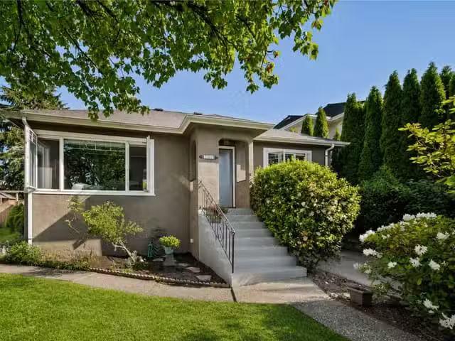 House for sale in New Westminster, New Westminster, 306 Ninth.