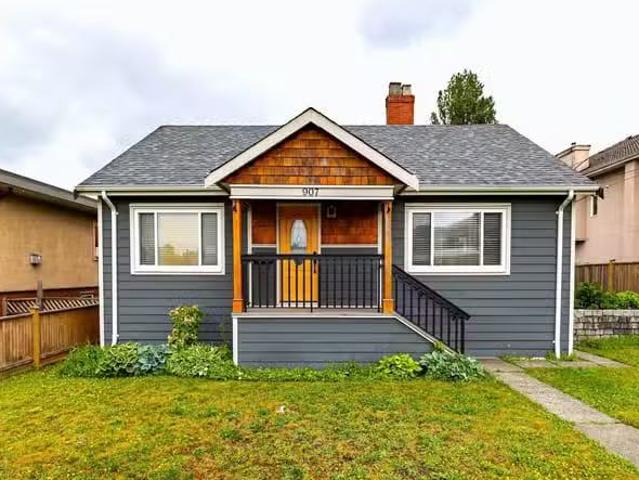 House for sale in New Westminster, New Westminster, 907 Sixth.