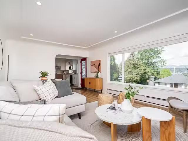 House for sale in New Westminster, New Westminster, 914 Ladner.
