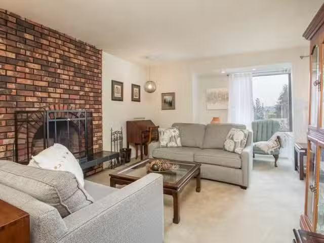 House for sale in New Westminster, New Westminster, 918 Ladner.