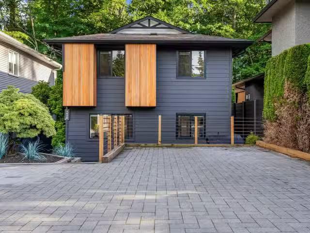 House for sale in North Vancouver, North Vancouver, 1430 Drayc.