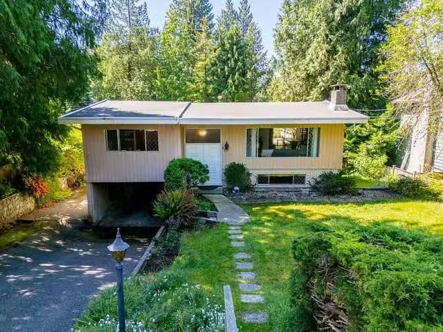 House for sale in North Vancouver, North Vancouver, 1453 Colem.