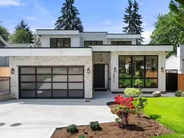 House for sale in North Vancouver, North Vancouver, 1511 Burri.