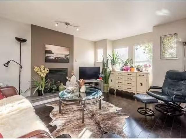 House for sale in North Vancouver, North Vancouver, 1528 Bond.