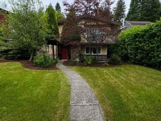 House for sale in North Vancouver, North Vancouver, 1564 Hope.