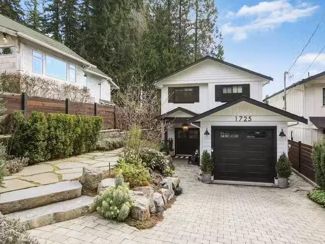 House for sale in North Vancouver, North Vancouver, 1725 Peter.