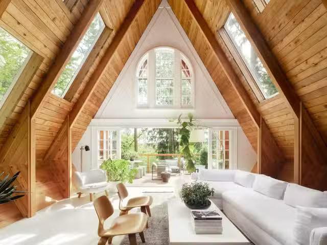 House for sale in North Vancouver, North Vancouver, 1940 River.