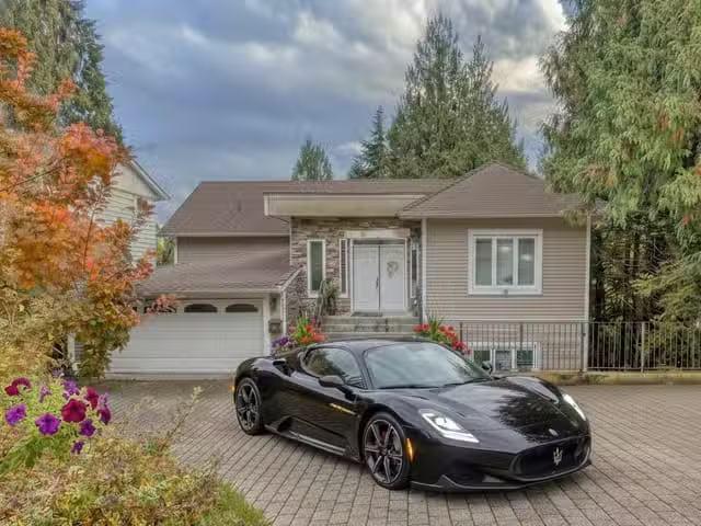 House for sale in North Vancouver, North Vancouver, 1041 Prosp.