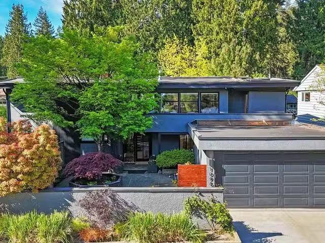 House for sale in North Vancouver, North Vancouver, 1098 Linna.