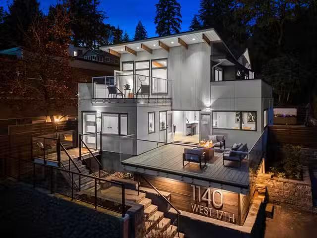 House for sale in North Vancouver, North Vancouver, 1140 W 17.