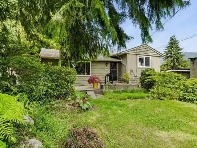 House for sale in North Vancouver, North Vancouver, 1380 Colem.