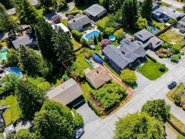 House for sale in North Vancouver, North Vancouver, 2465 Keats.