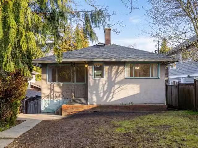 House for sale in North Vancouver, North Vancouver, 2525 Weste.