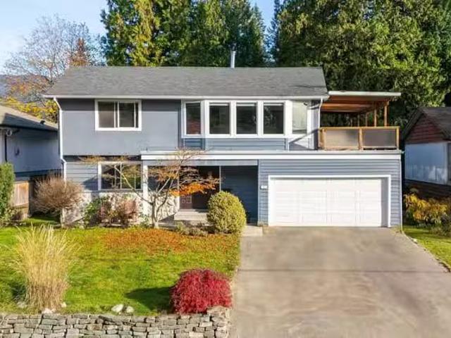 House for sale in North Vancouver, North Vancouver, 2644 Kilma.