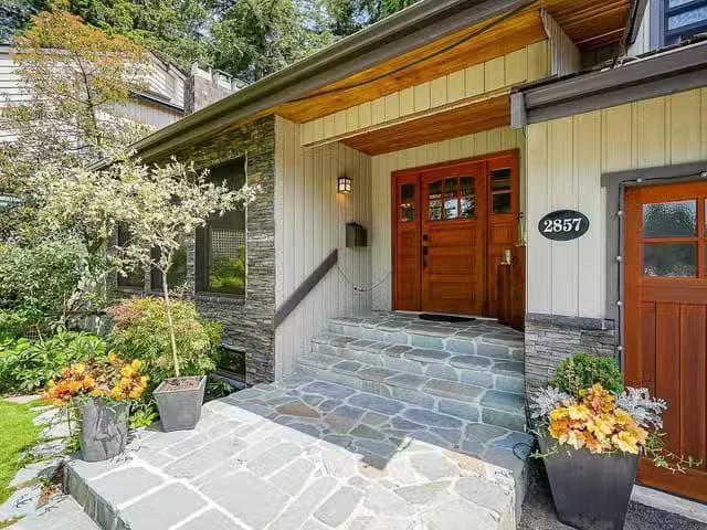 House for sale in North Vancouver, North Vancouver, 2857 Viole.