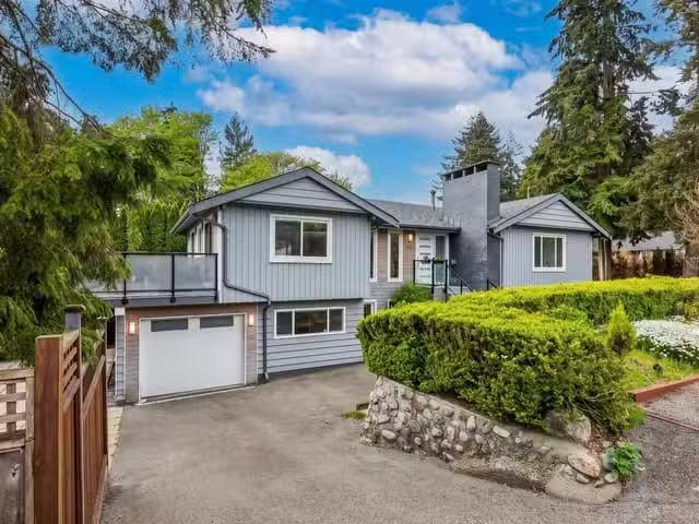 House for sale in North Vancouver, North Vancouver, 2999 Larso.