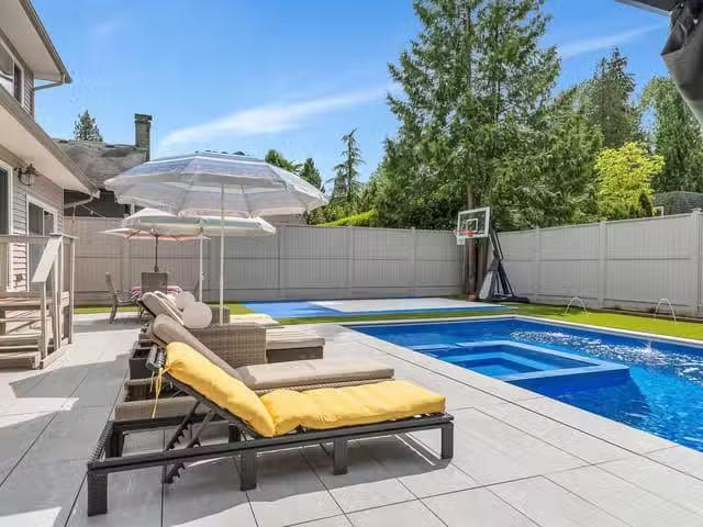 House for sale in North Vancouver, North Vancouver, 2021 Rufus.