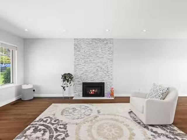 House for sale in North Vancouver, North Vancouver, 219 E 26th.