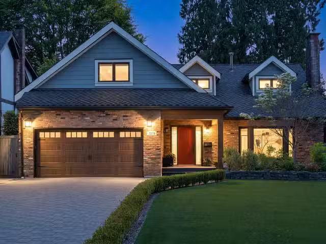 House for sale in North Vancouver, North Vancouver, 2270 Enner.